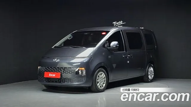 Hyundai Staria — фото 1