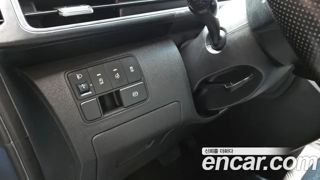 Hyundai Staria — фото 15
