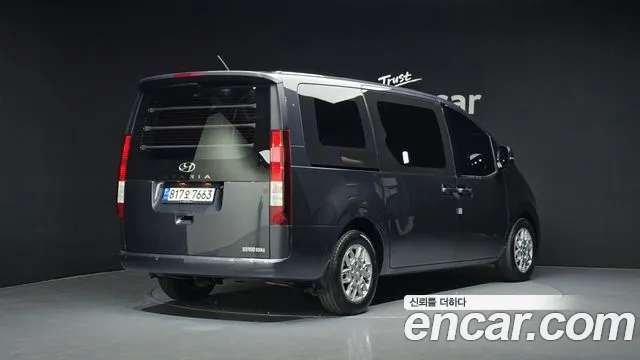 Hyundai Staria — фото 2