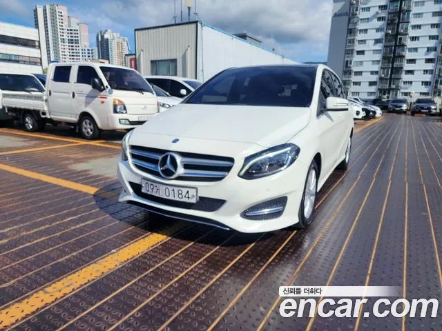 Mercedes-Benz B-Class — фото 1