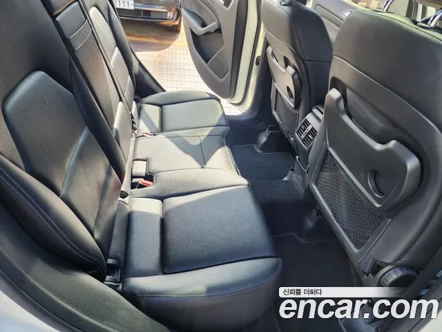 Mercedes-Benz B-Class — фото 10