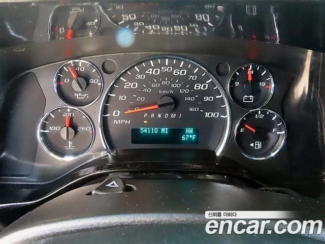 Chevrolet Express Van — фото 11