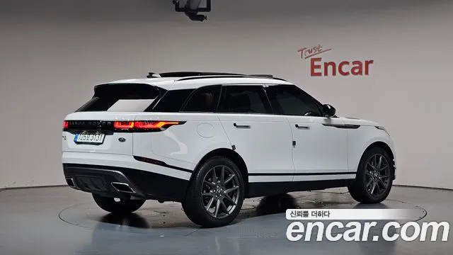 Land Rover Range Rover Velar — фото 1
