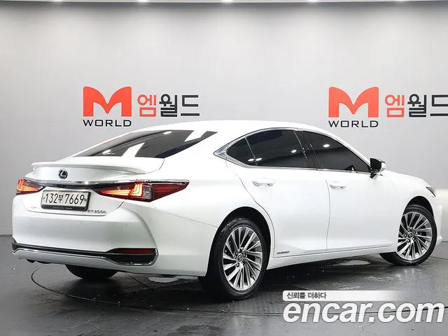 Lexus ES — фото 4