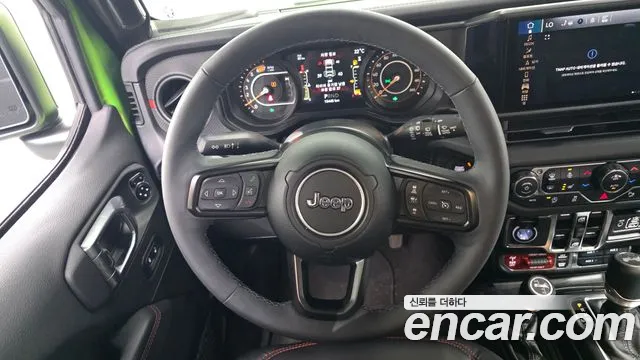 Jeep Wrangler — фото 14