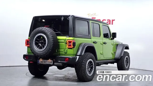 Jeep Wrangler — фото 2