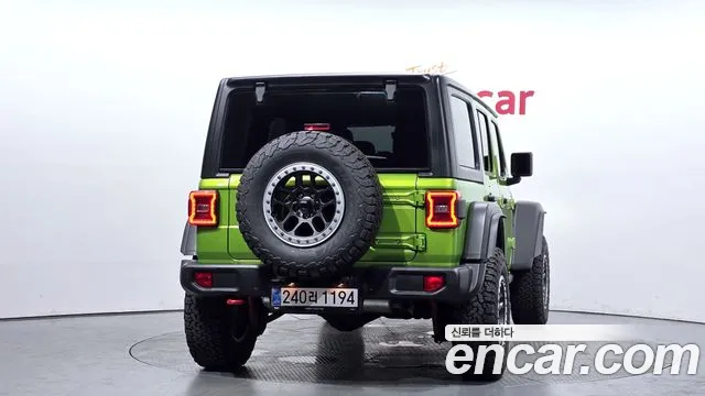 Jeep Wrangler — фото 4