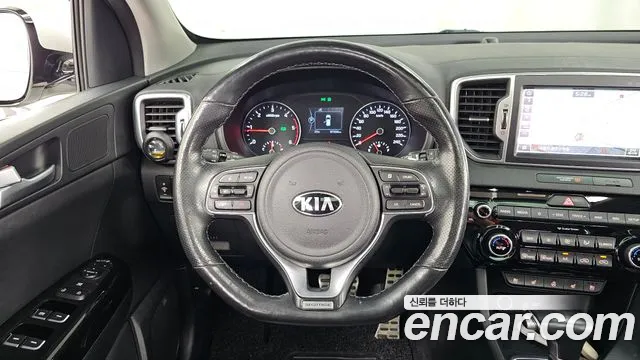 Kia Sportage — фото 13