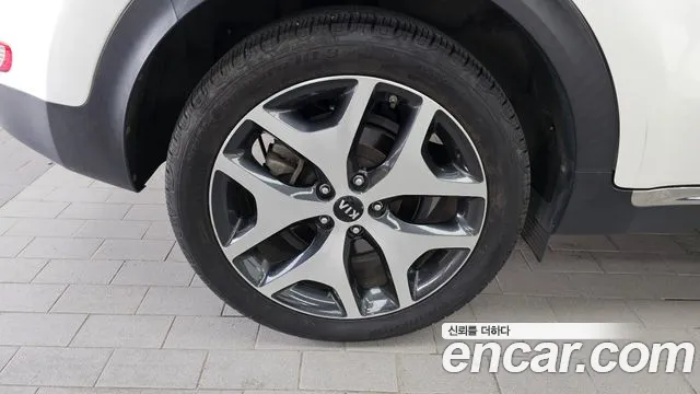 Kia Sportage — фото 5