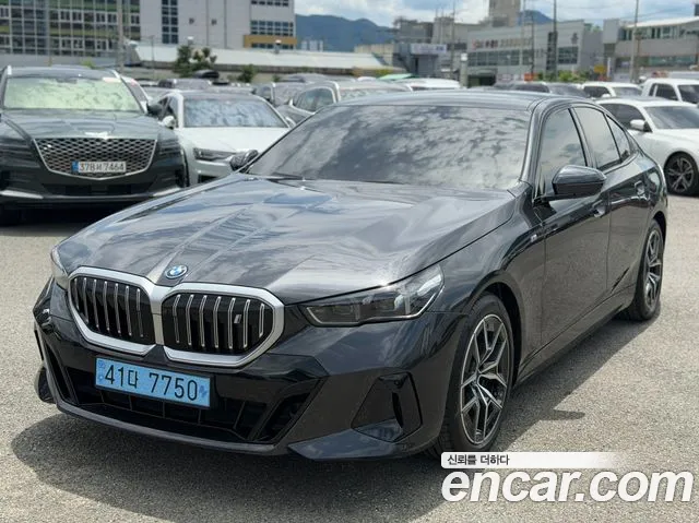 BMW i5