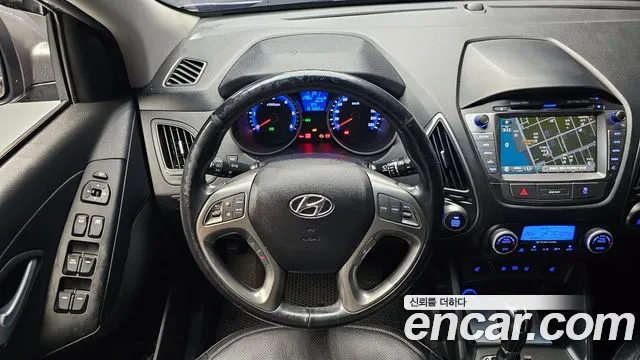 Hyundai Tucson — фото 13