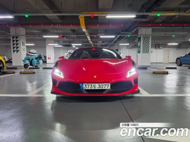 Ferrari F8