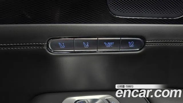Genesis G90 — фото 20