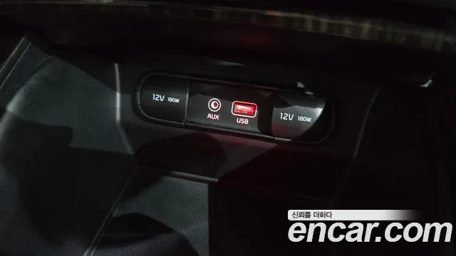 Kia Sorento — фото 13