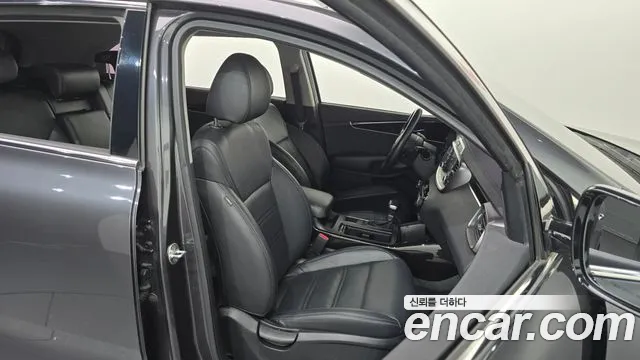 Kia Sorento — фото 26