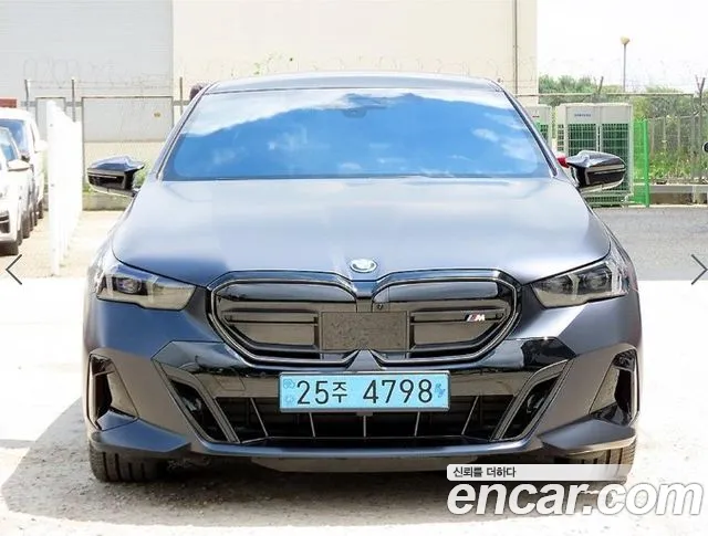 BMW i5