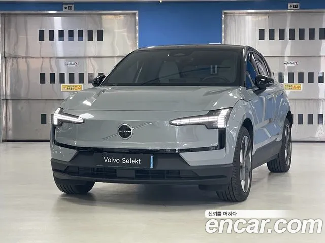 Volvo EX30