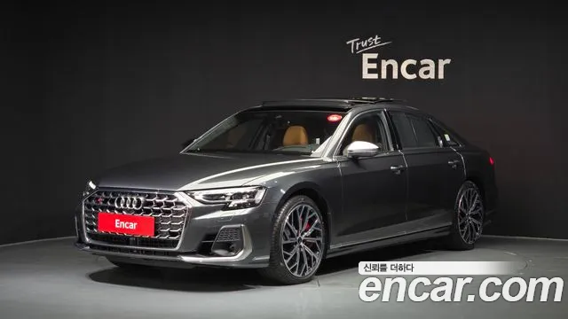 Audi S8