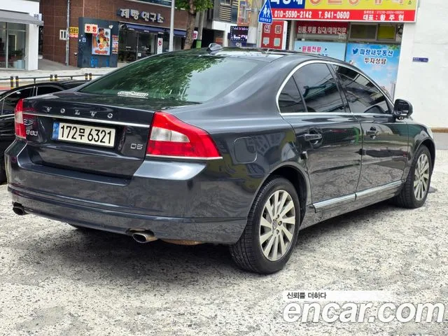 Volvo S80