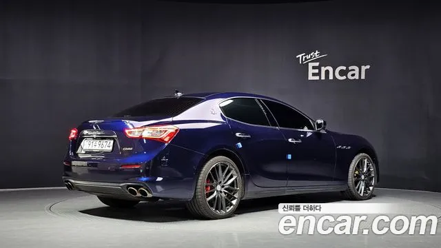 Maserati Ghibli — фото 2