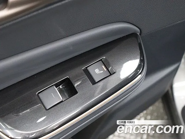 Toyota Crown — фото 19