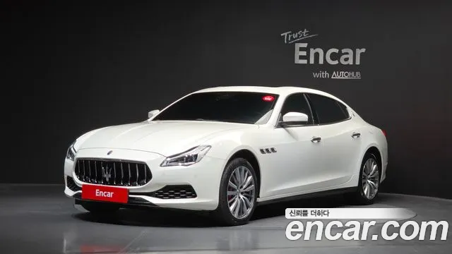 Maserati Quattroporte — фото 1