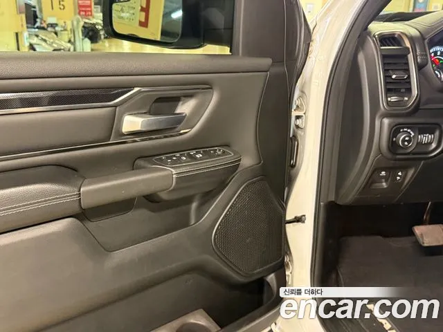 Dodge Ram Pick Up — фото 16