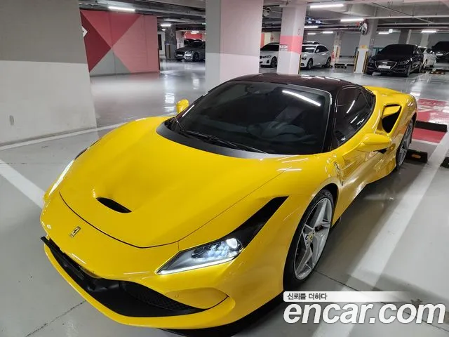 Ferrari F8