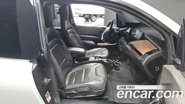 BMW i3 — фото 10
