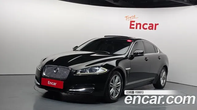 Jaguar XF — фото 1