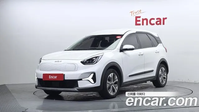 Kia Niro — фото 1