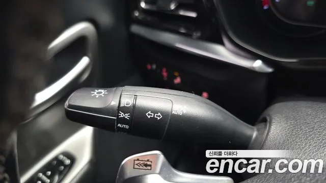 Kia Niro — фото 20