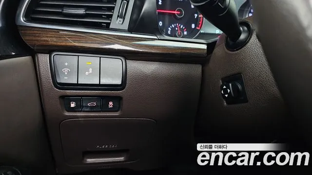 Kia K7 — фото 15