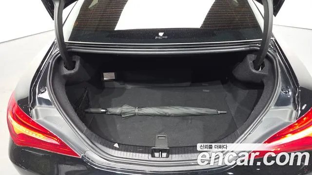 Mercedes-Benz A-Class — фото 16
