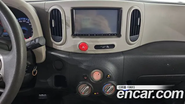 Nissan Cube — фото 17