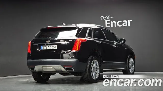 Cadillac XT5 — фото 2
