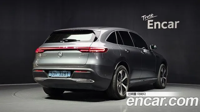 Mercedes-Benz EQC — фото 2