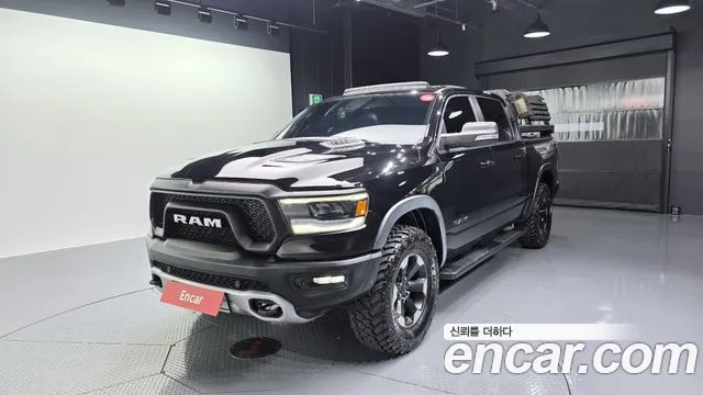 Dodge Ram Pick Up — фото 1