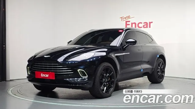 Astonmartin DBX