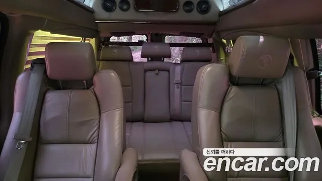 Chevrolet Express Van — фото 16