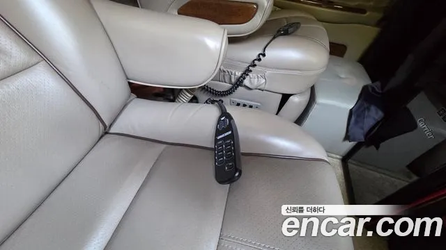Chevrolet Express Van — фото 18