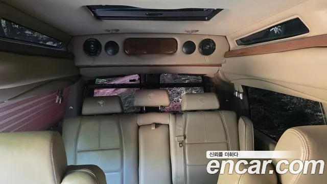 Chevrolet Express Van — фото 10