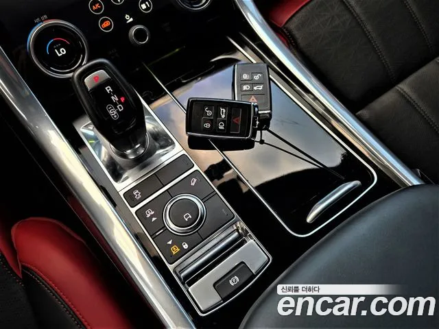 Land Rover Range Rover Sport — фото 10