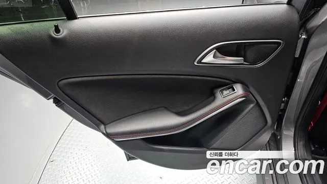 Mercedes-Benz A-Class — фото 25