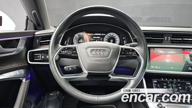 Audi A7 — фото 13