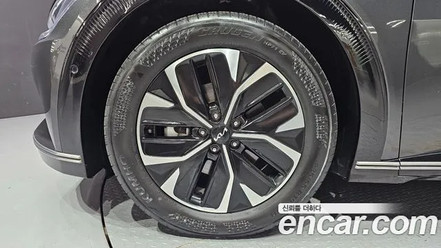 Kia EV6 — фото 4