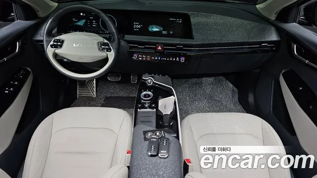Kia EV6 — фото 6