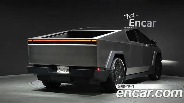 Tesla Cybertruck — фото 2