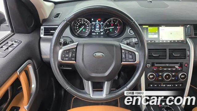 Land Rover Discovery Sport — фото 13