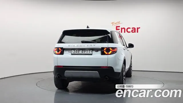 Land Rover Discovery Sport — фото 3